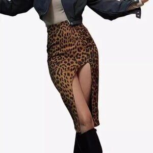 Front slit half-length hip-wrapped leopard print high waist slim fit dress